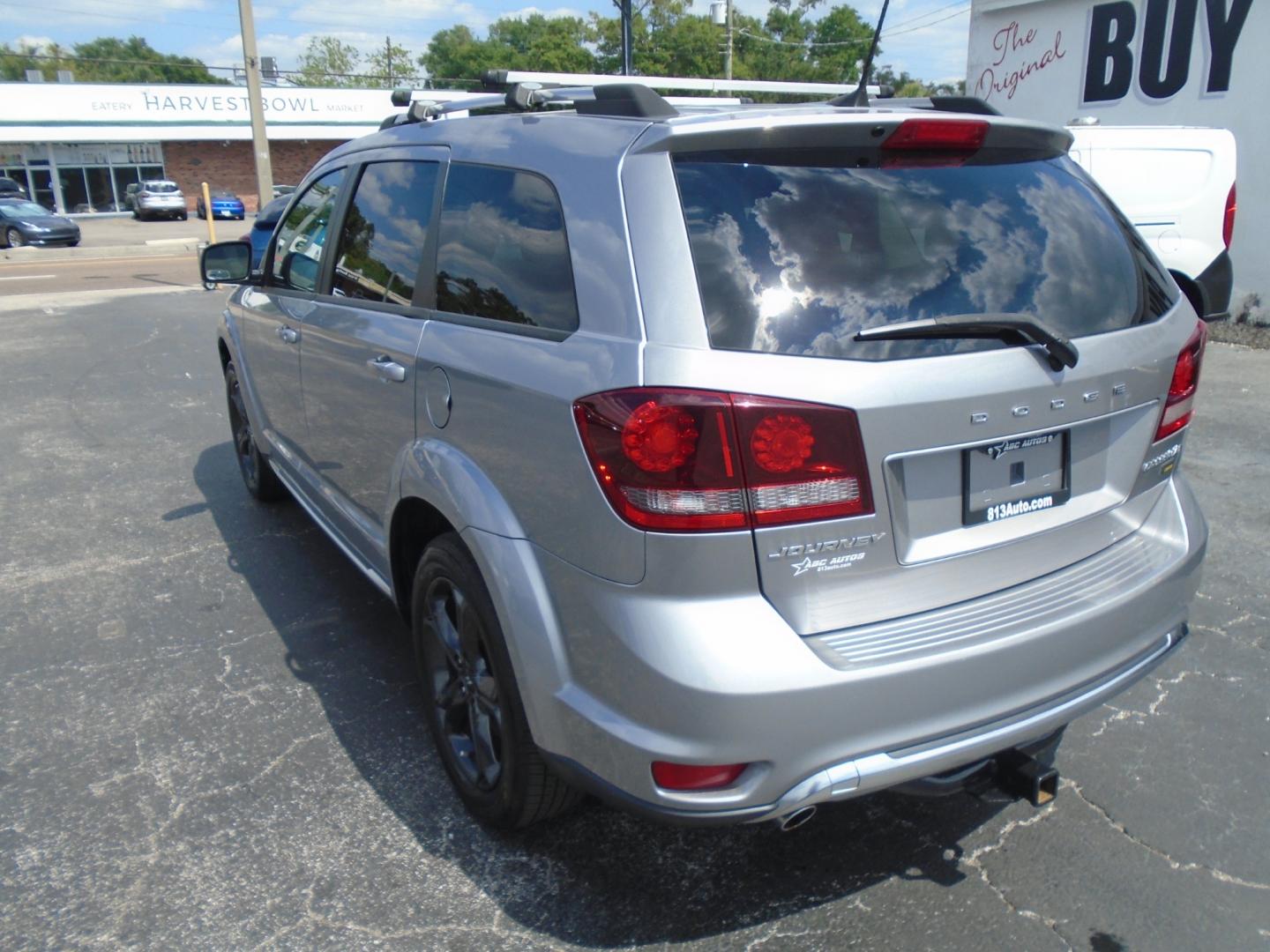 2018 Dodge Journey (3C4PDCGG3JT) , located at 6112 N Florida Avenue, Tampa, FL, 33604, (888) 521-5131, 27.954929, -82.459534 - Photo#4